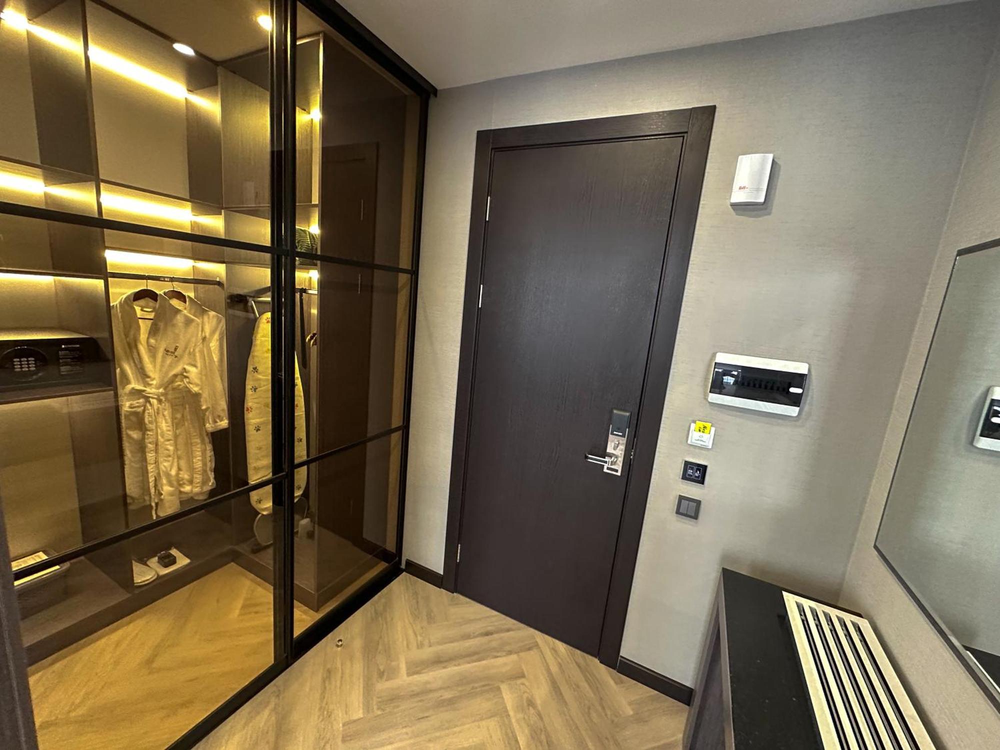 Resident City Hotel Almaty Exterior photo