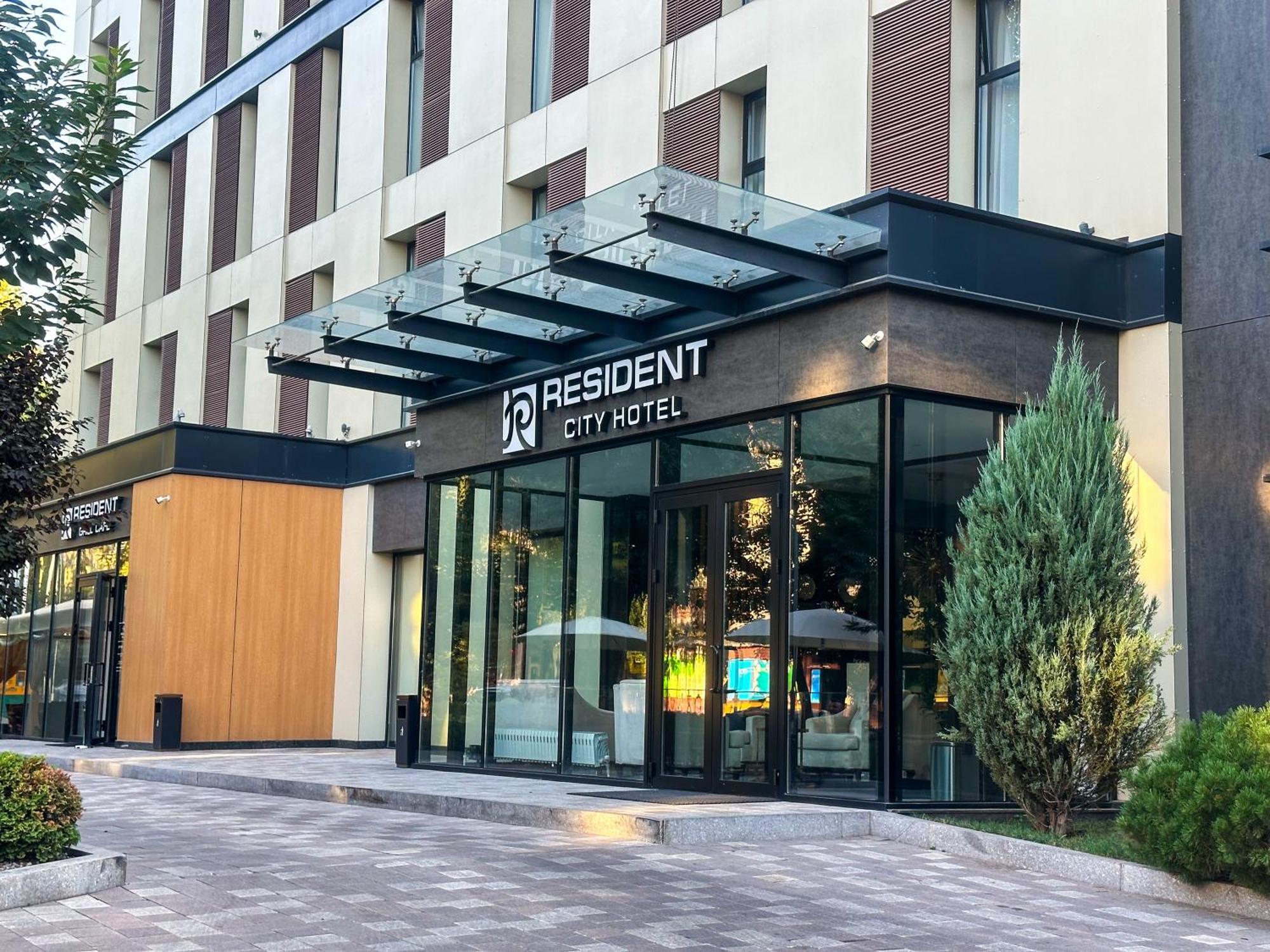 Resident City Hotel Almaty Exterior photo