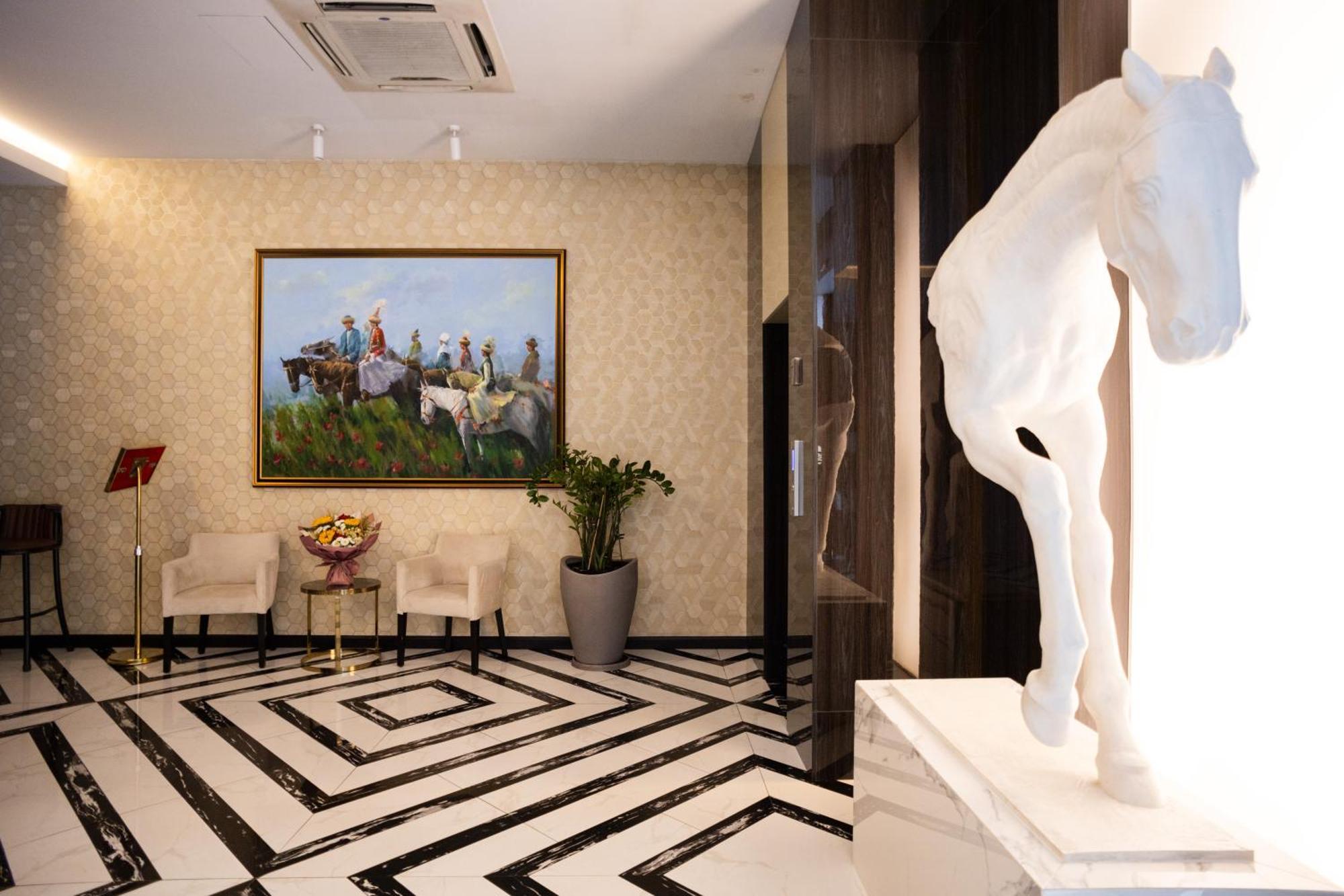 Resident City Hotel Almaty Exterior photo