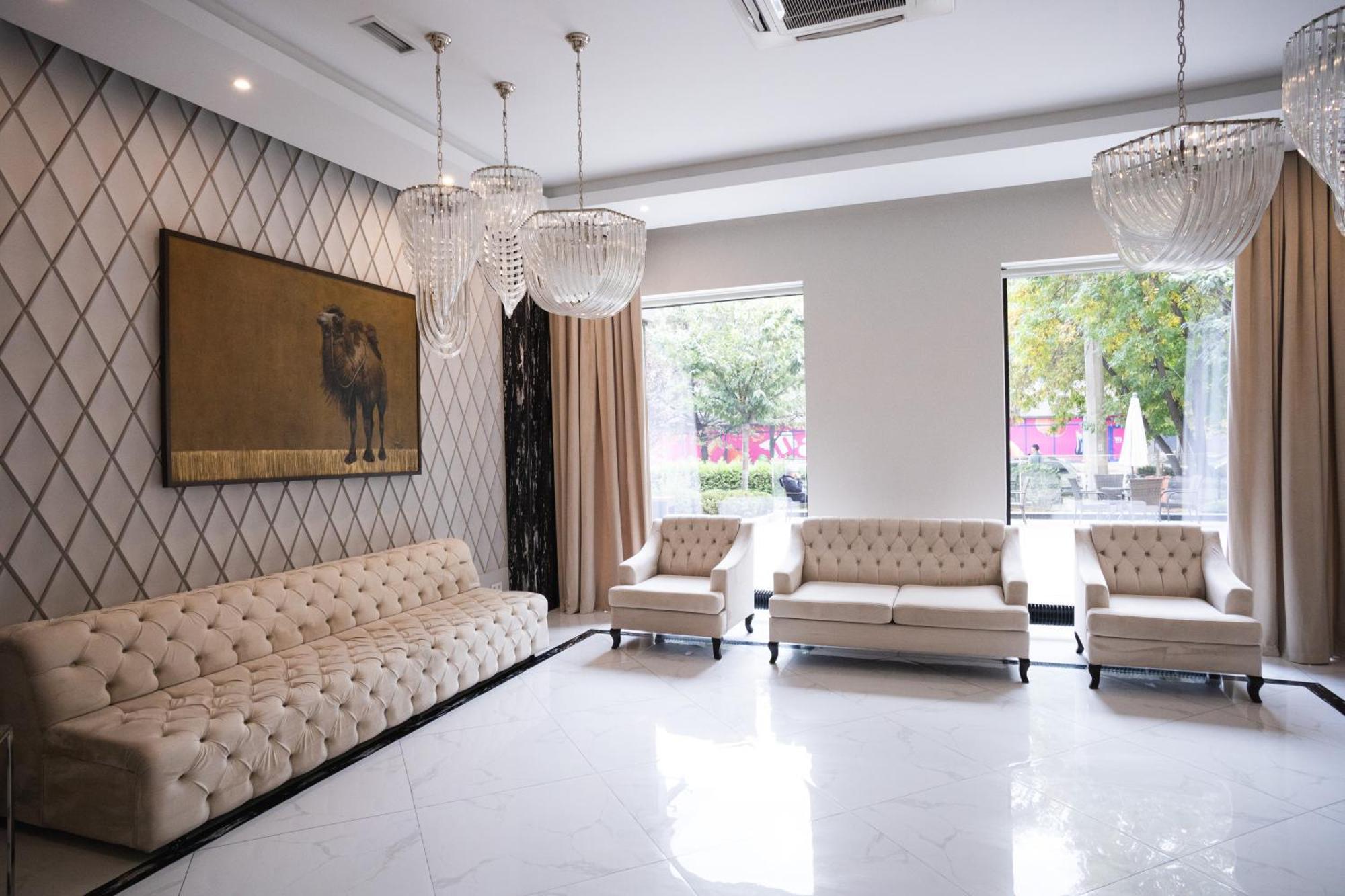 Resident City Hotel Almaty Exterior photo