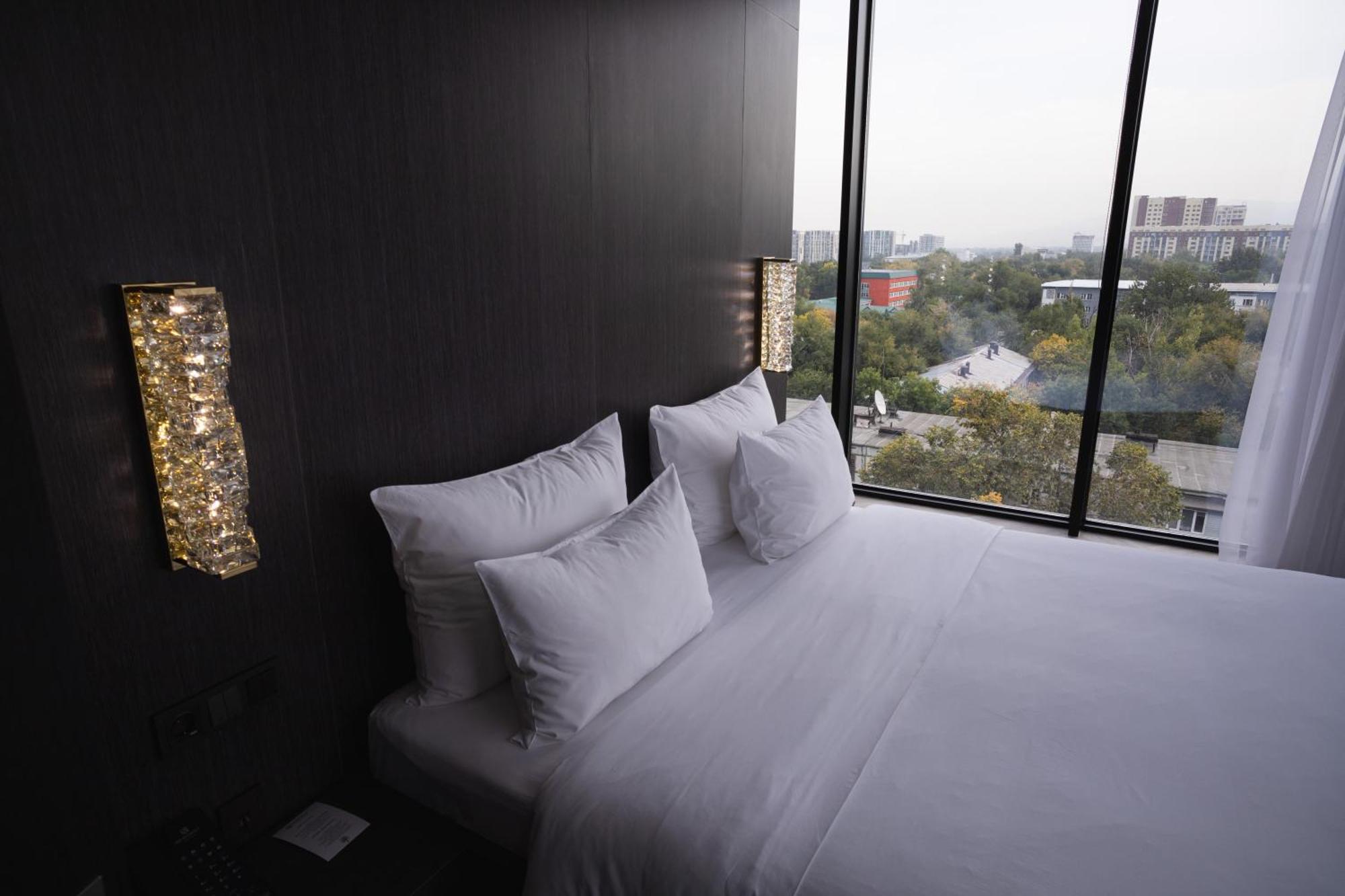 Resident City Hotel Almaty Exterior photo